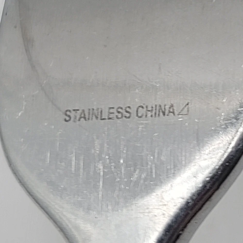 28pc Heavy Duty Stainless Steel China Flatware Curved Handle Knives Forks Spoons